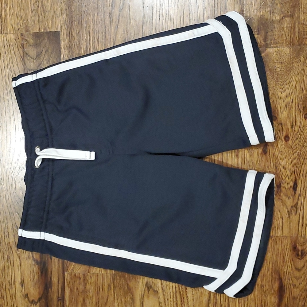 Boys Gymboree black & white elastic pull on athletic shorts size 6